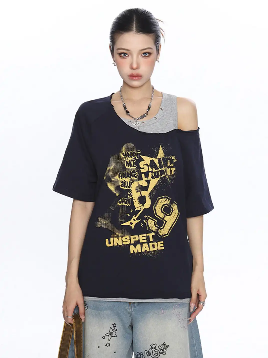BIGGOLD | Graffiti Printed Fake Two-Piece Off-Shoulder T-Shirt