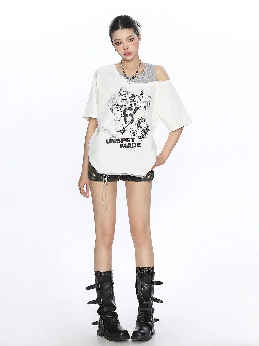 BIGGOLD | Graffiti Printed Fake Two-Piece Off-Shoulder T-Shirt