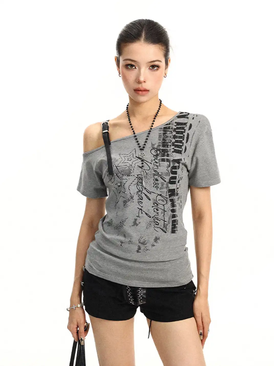 BIGGOLD | Letter Graffiti Print Asymmetric Shoulder T-Shirt