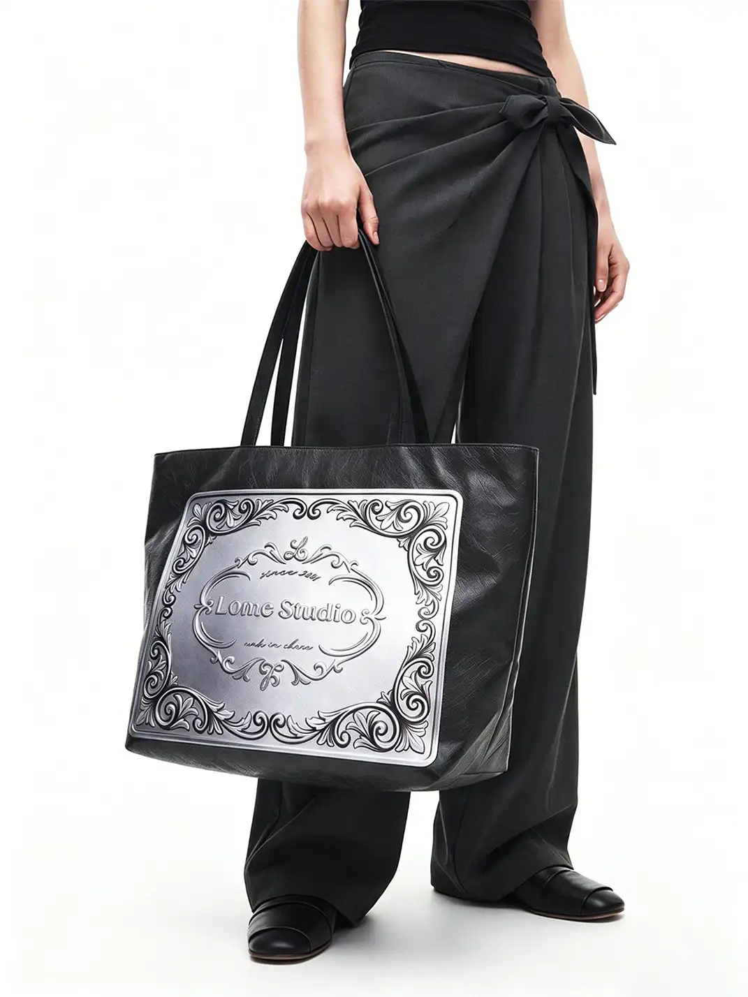 8LOME | Silver Medal Printed Dupont Paper Old Money Tote Handbag
