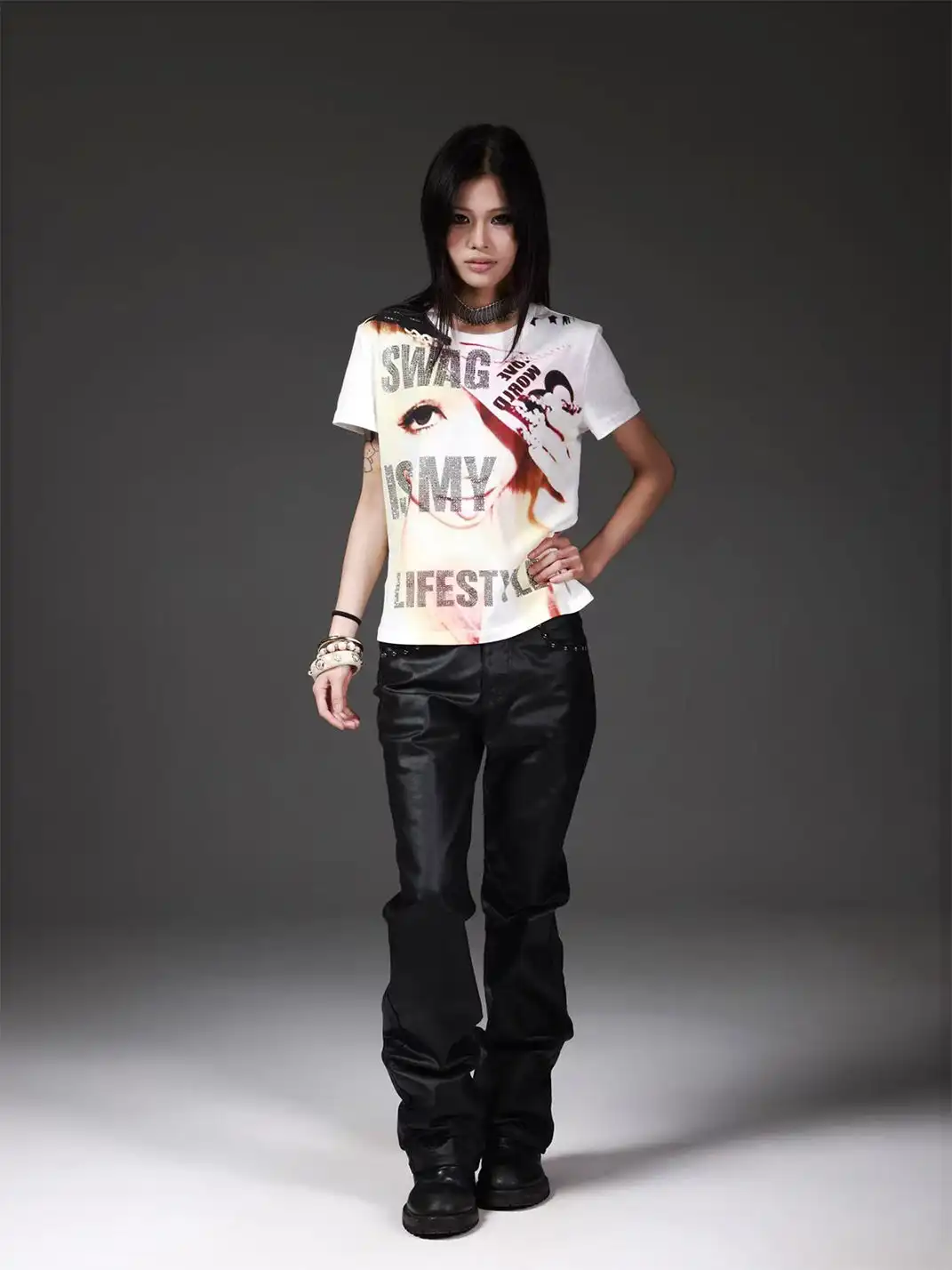 DETW | Portrait Digital Printed Rhinestone T-Shirt