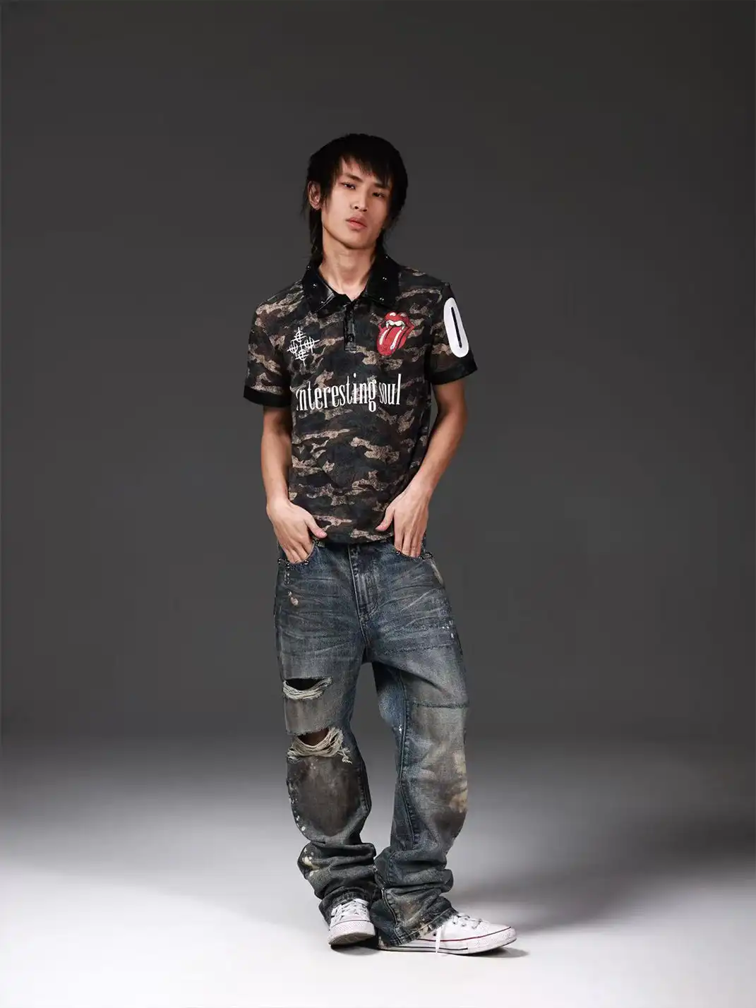 DETW | Silver Hot Stamping Tongue Print Leather Spliced Rivet Polo T-Shirt