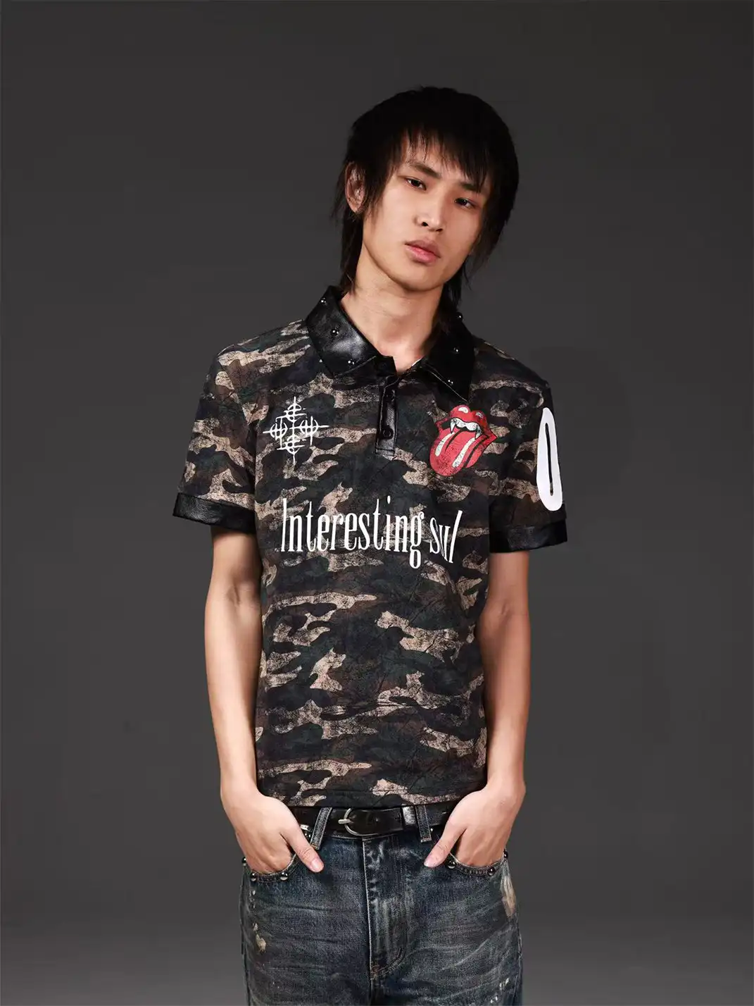 DETW | Silver Hot Stamping Tongue Print Leather Spliced Rivet Polo T-Shirt