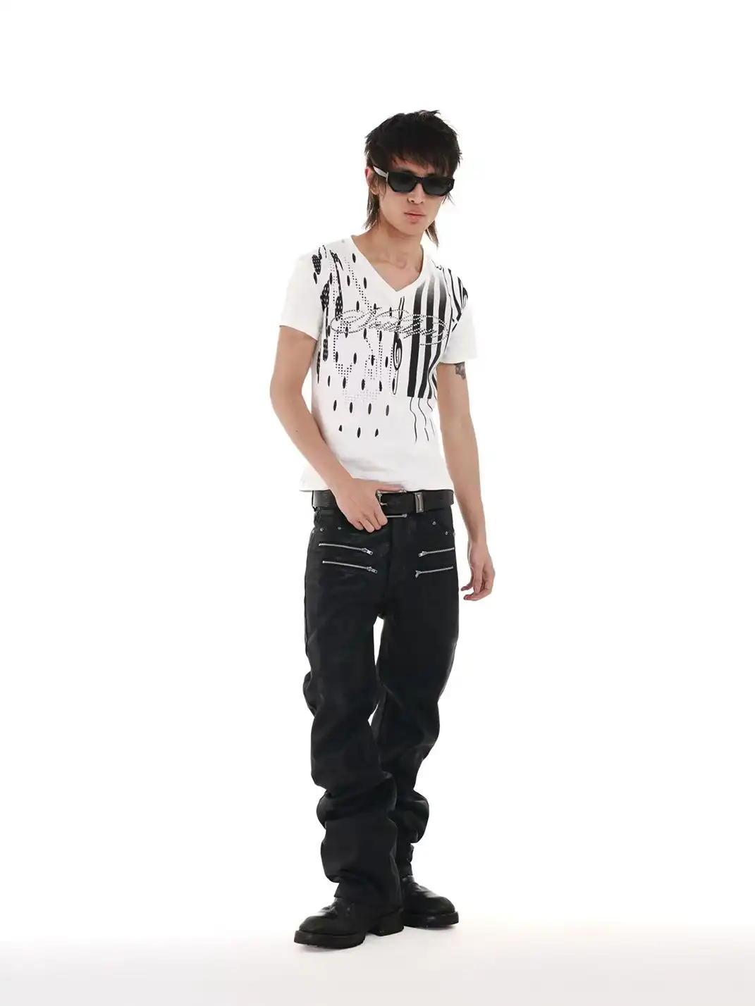 DETW | Irregular Music Note Piano Key T-Shirt
