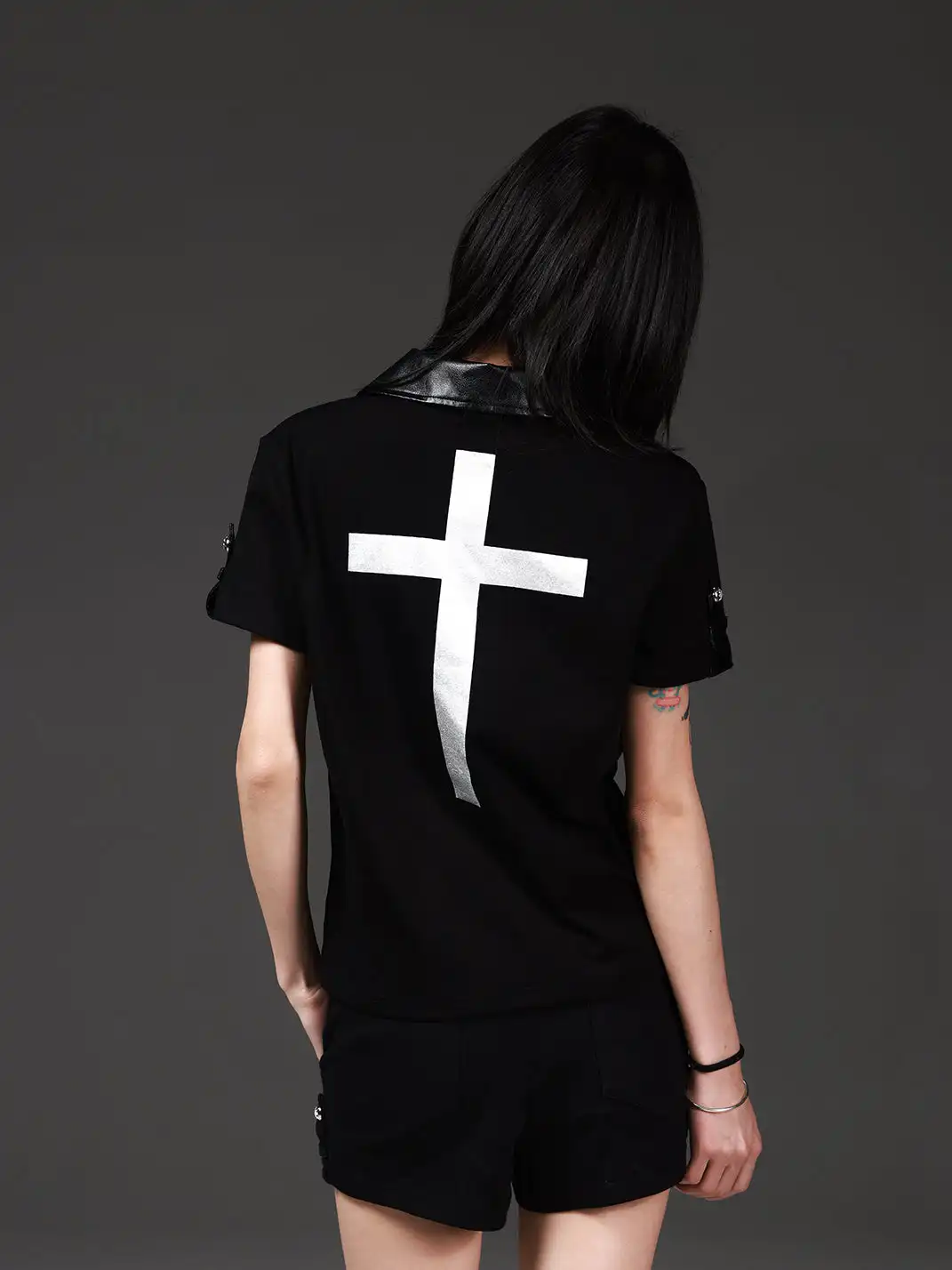 DETW | Leather Collar Metal Glitter Cross Print Polo Shirt