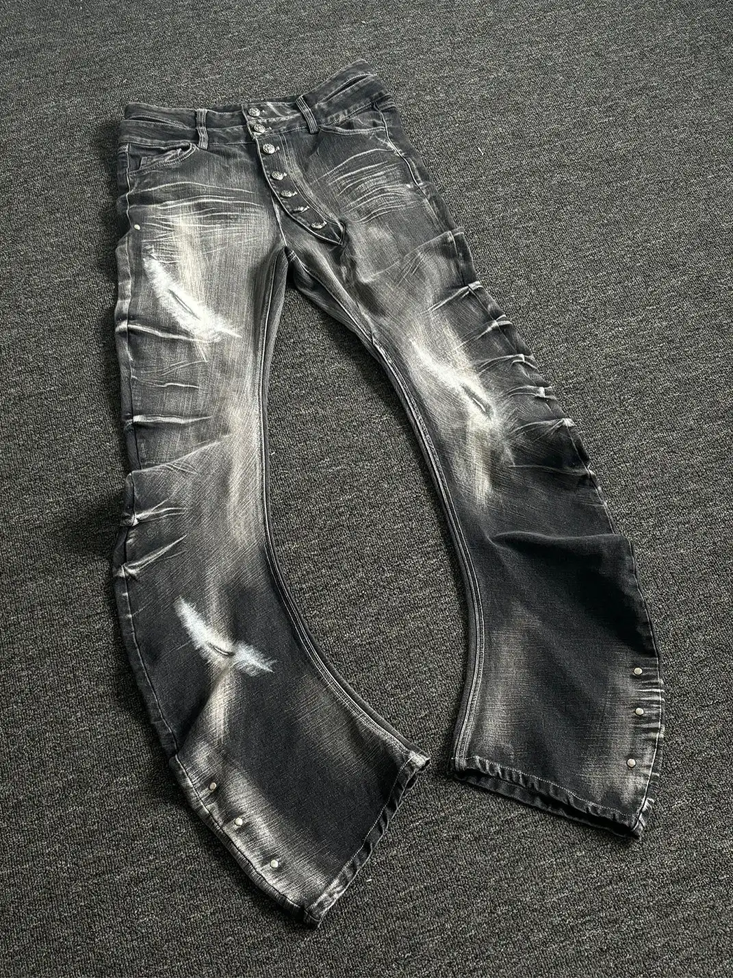 PAIKI | 3D Cat Whisker Curved High-Stretch Jeans