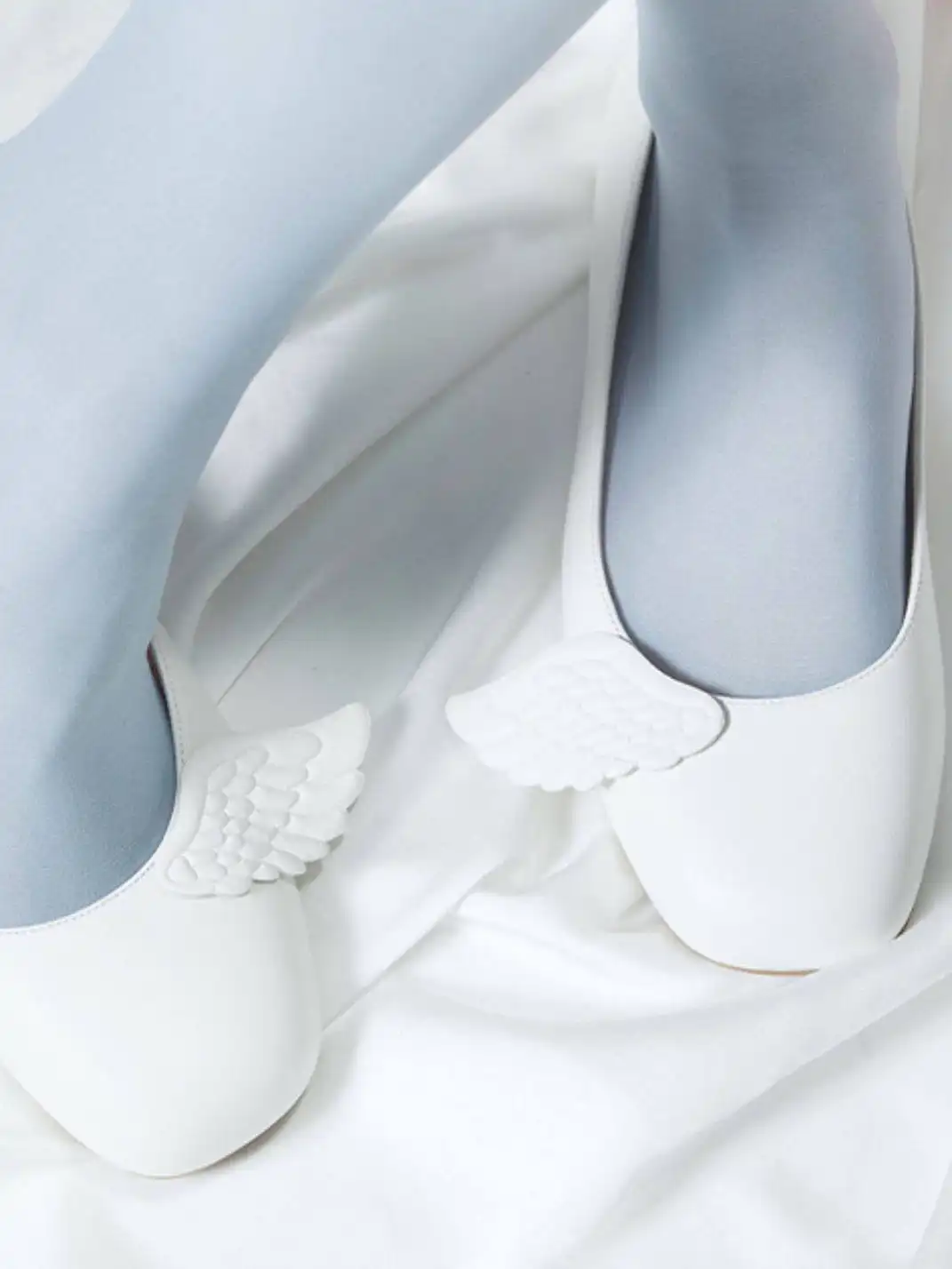 NECYSTUDIO | Wing Pattern Sheepskin Slip-On Flat Shoes
