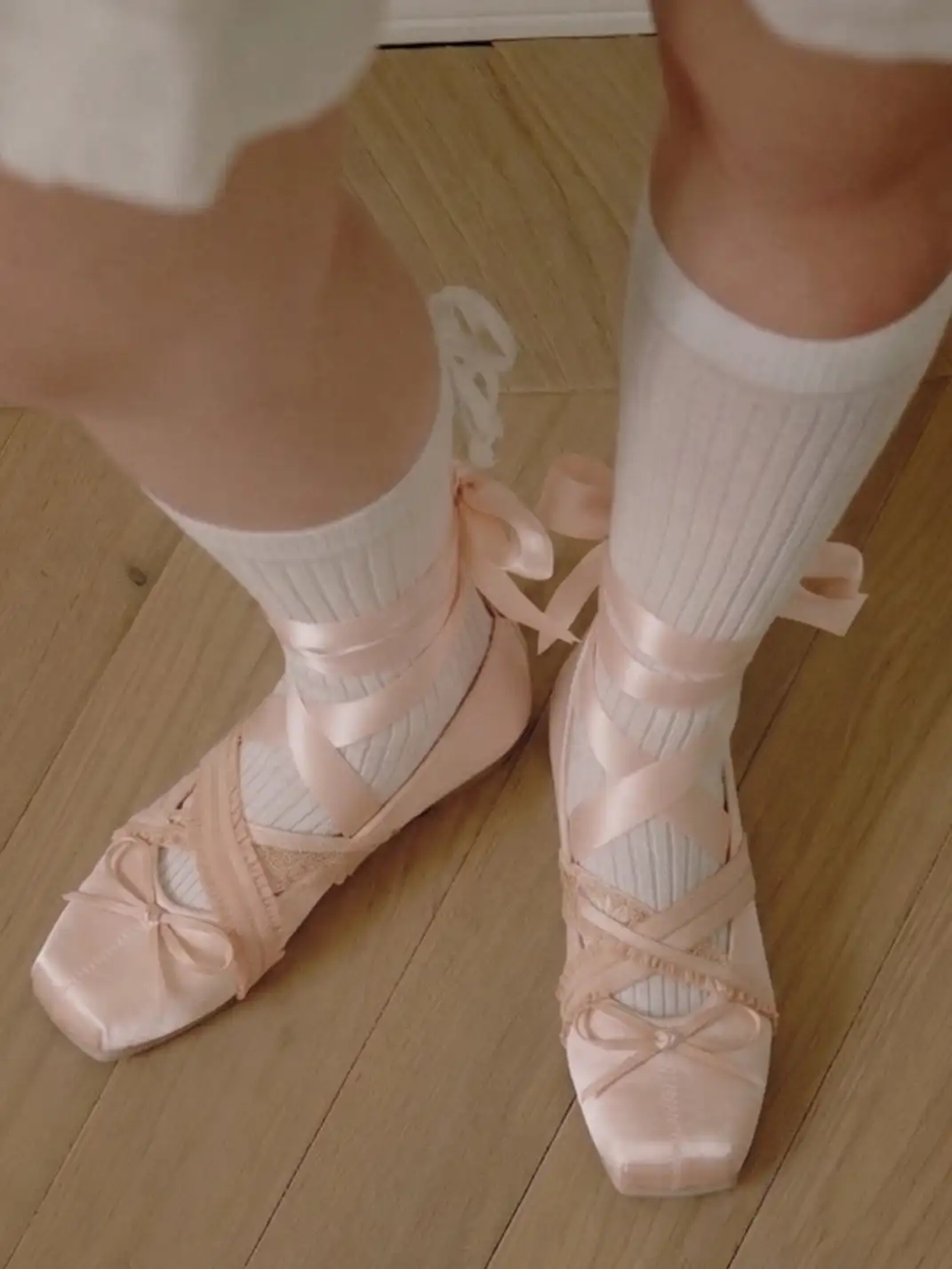 PIU astratto | Bow Square Toe Shallow Lacing Sheepskin Ballet Flats