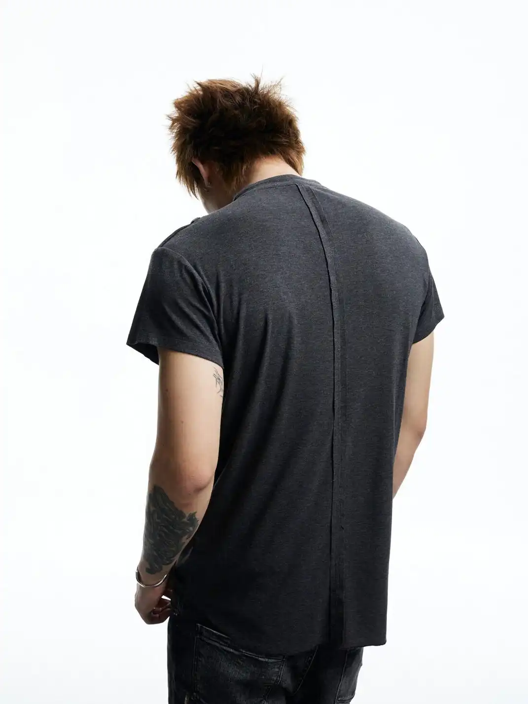 DND4DES | Vintage Metal Button Henley Neck T-Shirt