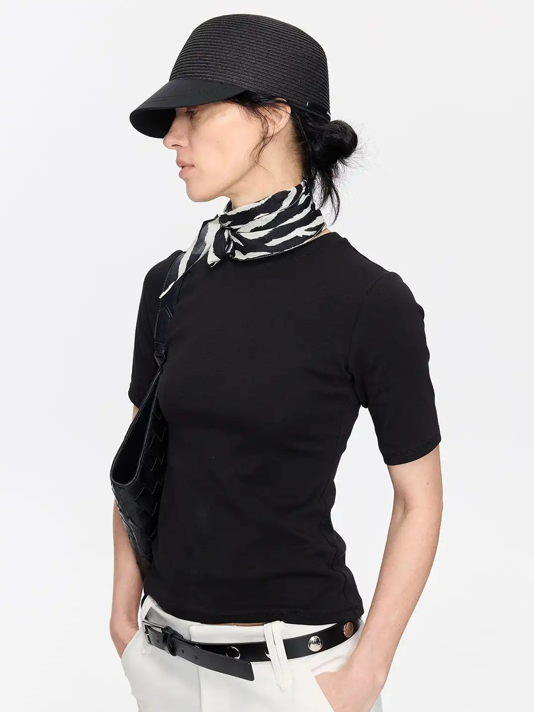 LYUOCHENG | Animal Pattern Combed Cotton Small Square Scarf