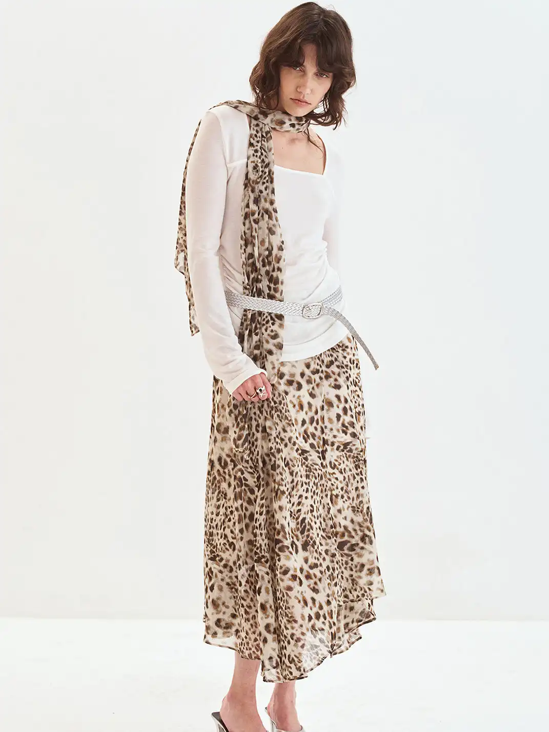Covertitle | Vintage Lightweight Double-Sided Leopard Print Silk Scarf