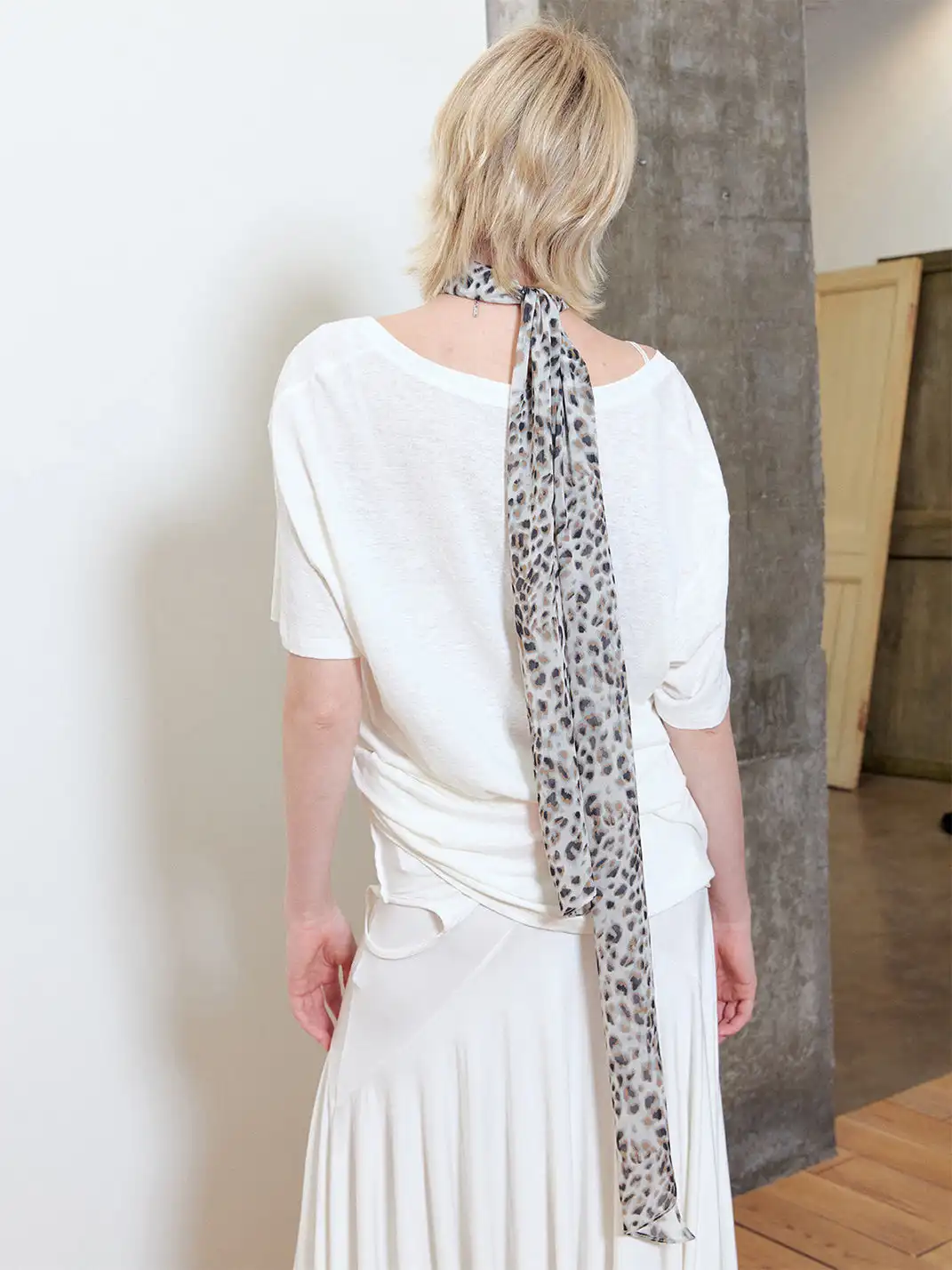 Something Needs | Vintage High-Grade Long Scarf
