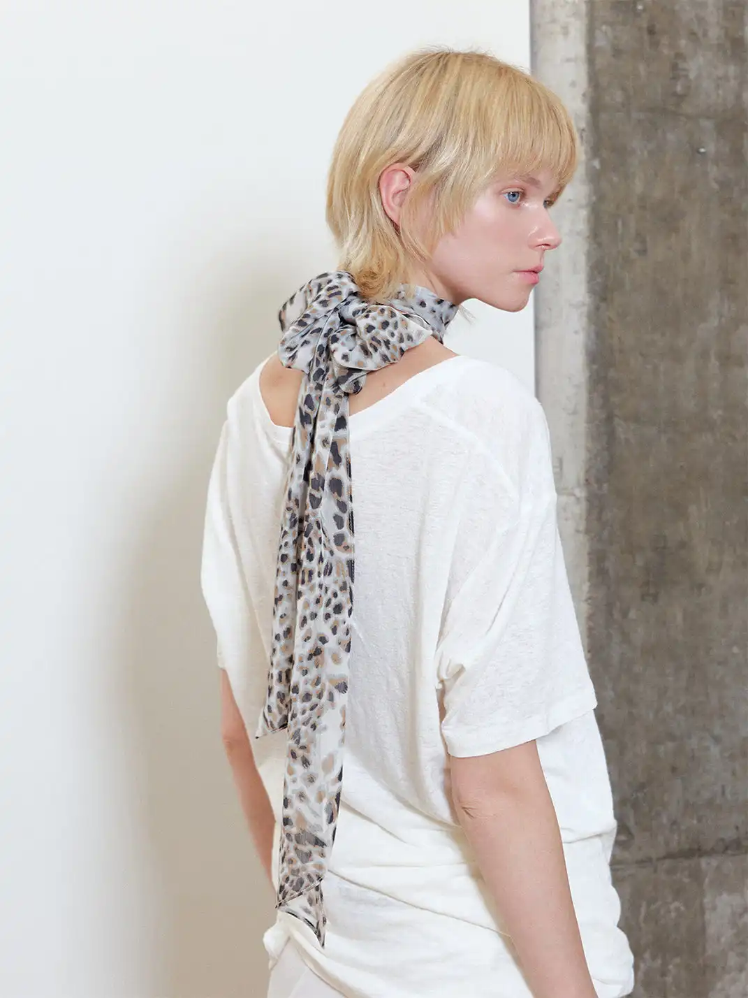 Something Needs | Vintage High-Grade Long Scarf