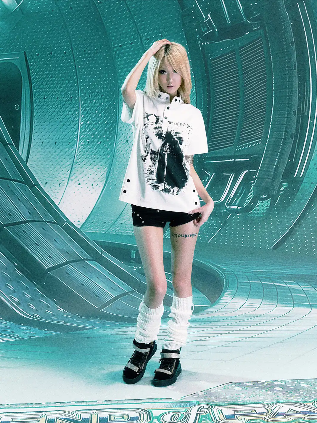 PAIKI | Castle Print Rivet Stand Collar T-Shirt