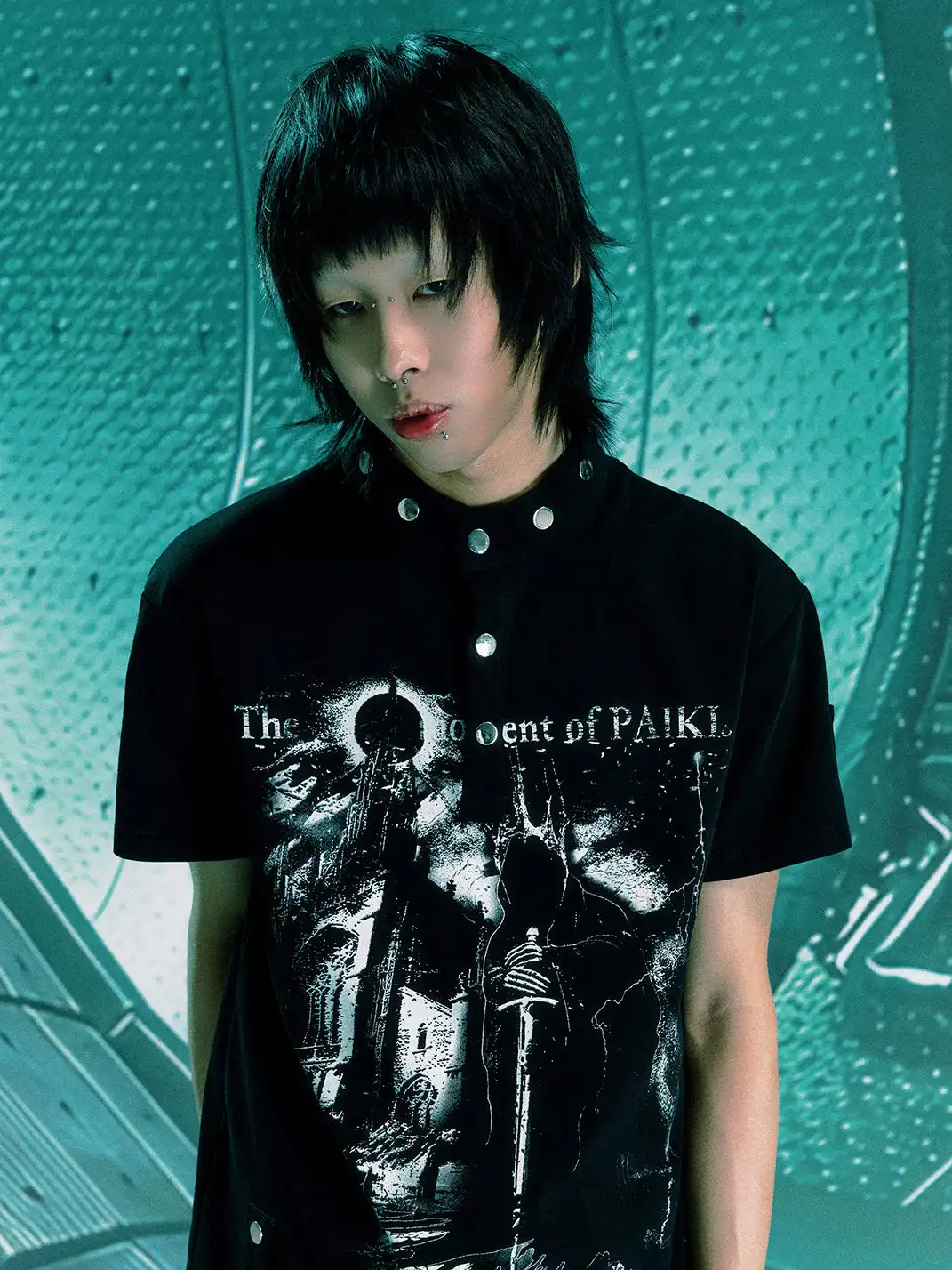 PAIKI | Castle Print Rivet Stand Collar T-Shirt