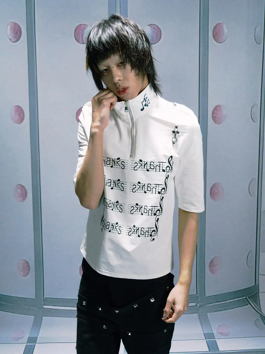 PAIKI | Musical Note Stand Collar Slim Fit T-Shirt