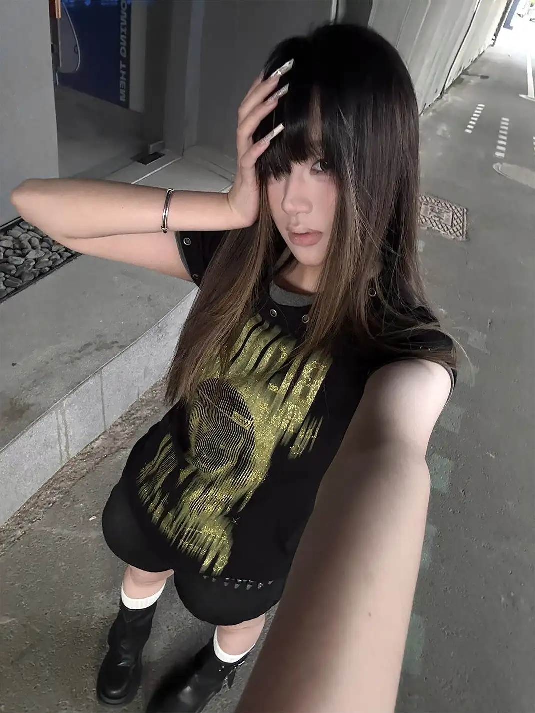 PAIKI | Portrait Gold Hot Stamping Fake Two-Piece T-Shirt