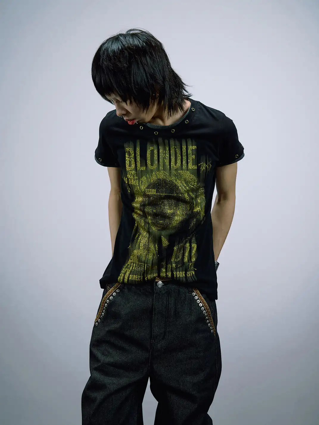 PAIKI | Portrait Gold Hot Stamping Fake Two-Piece T-Shirt