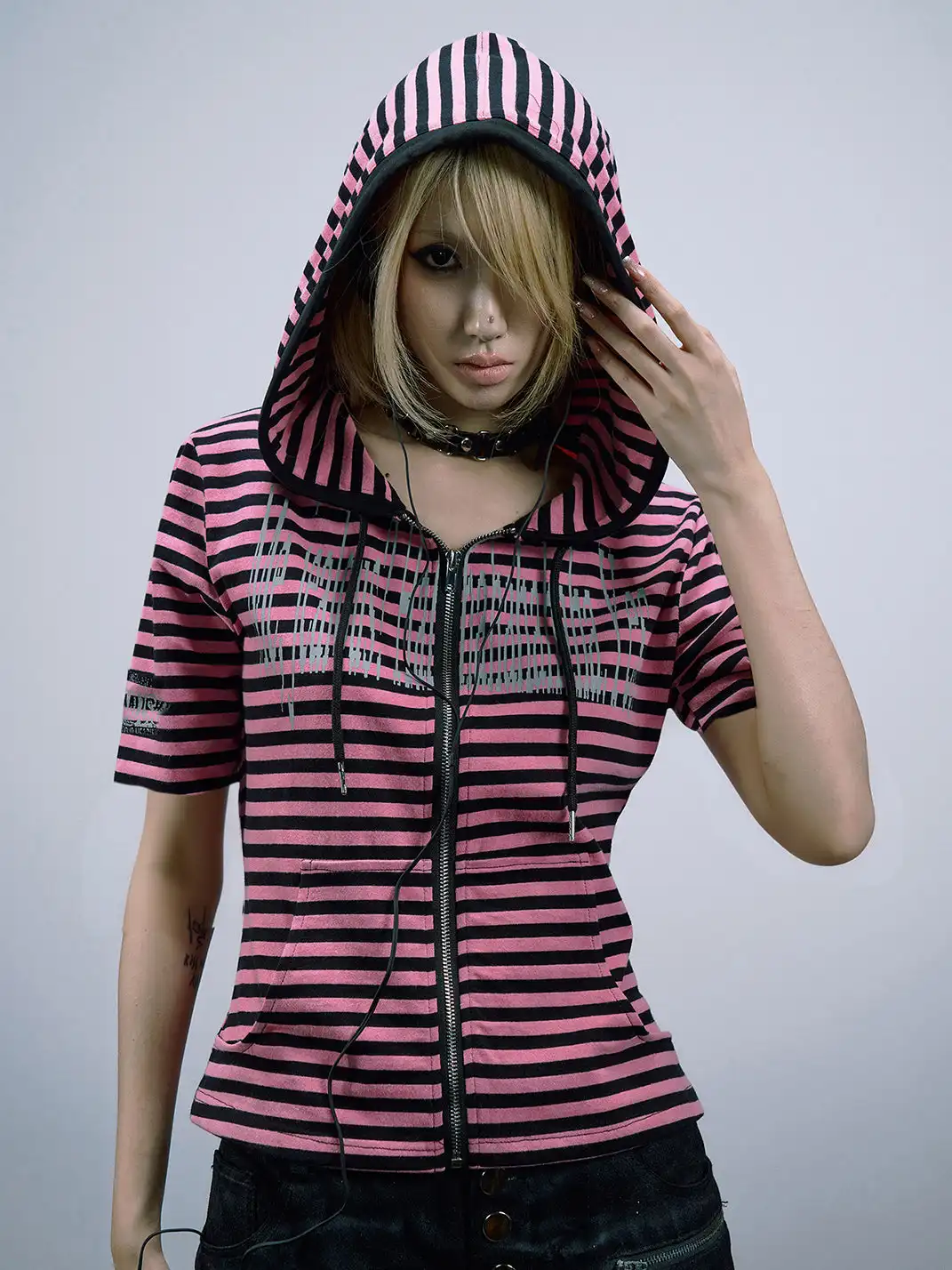 PAIKI | Regular Shoulder Striped Hooded T-Shirt