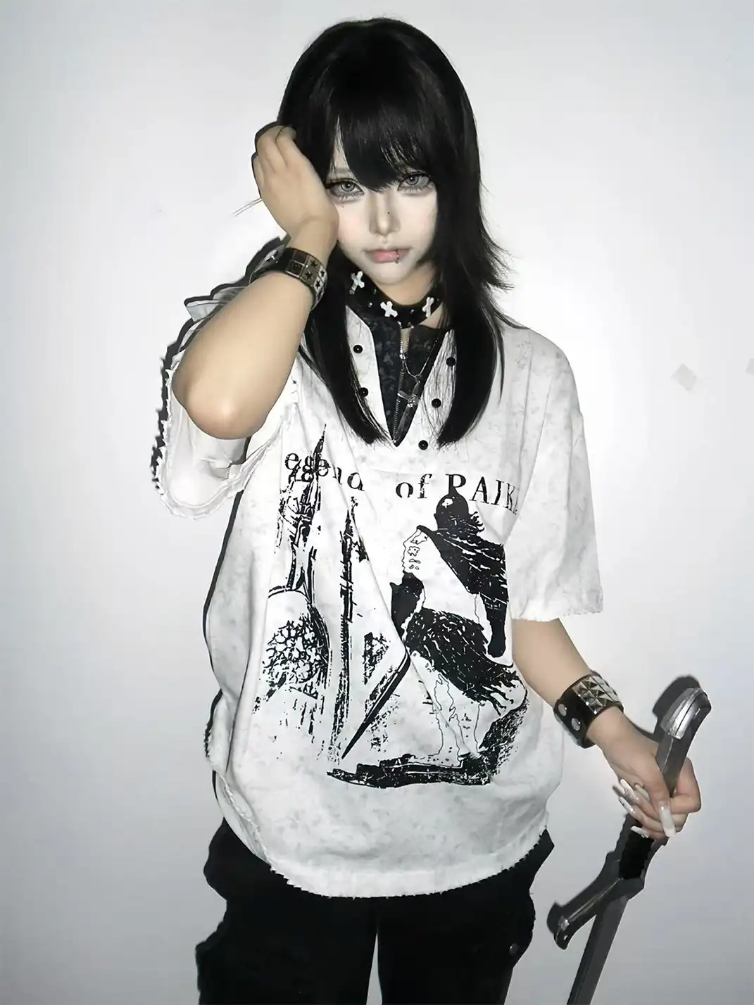 PAIKI | Henry Collar Pearl Button Fake Two-Piece T-Shirt