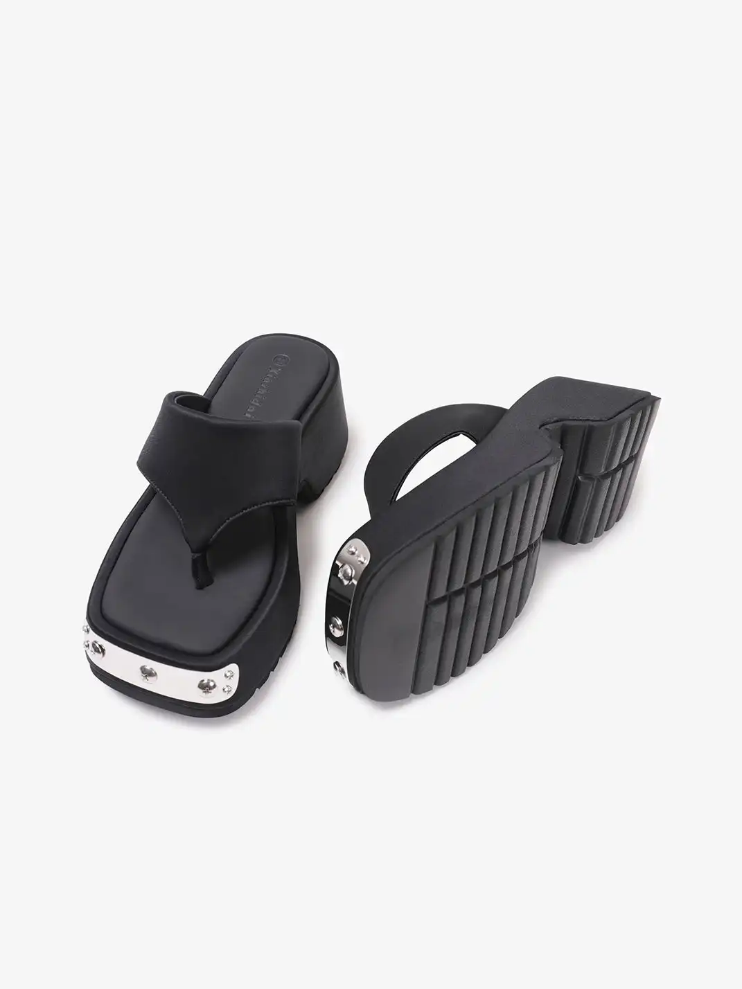 PINJIAHUI | Metal Studded Platform Flip-Flop Sandals
