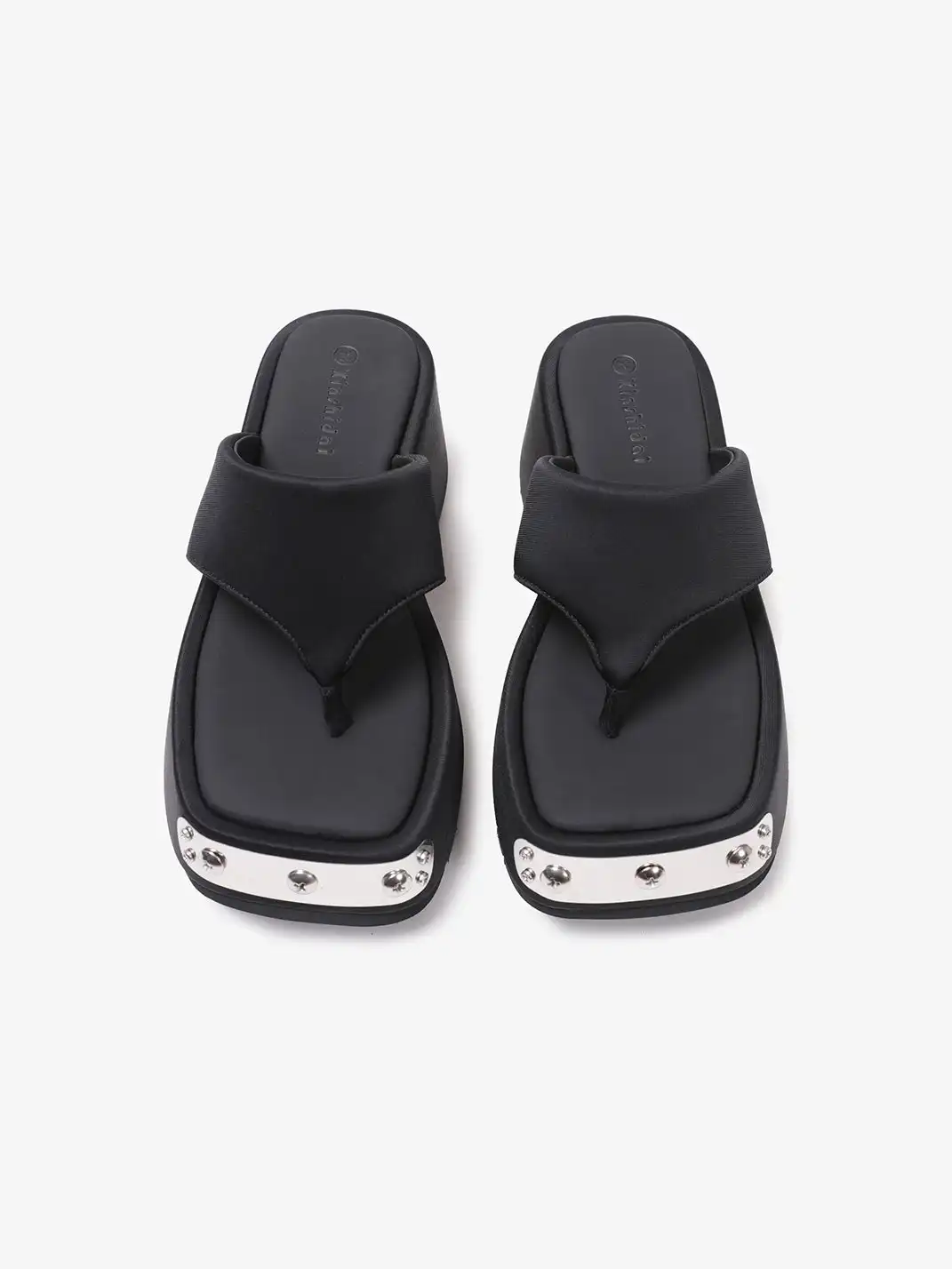 PINJIAHUI | Metal Studded Platform Flip-Flop Sandals