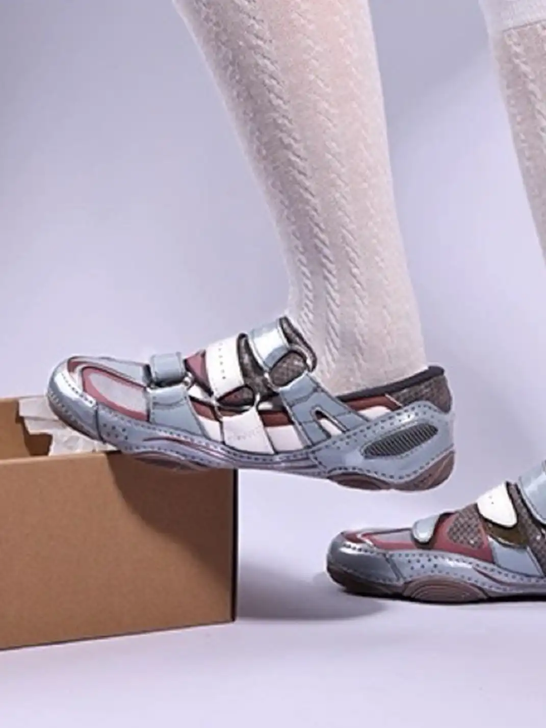 PIU astratto | Hollow Out Functional Flat Shoes-Gray