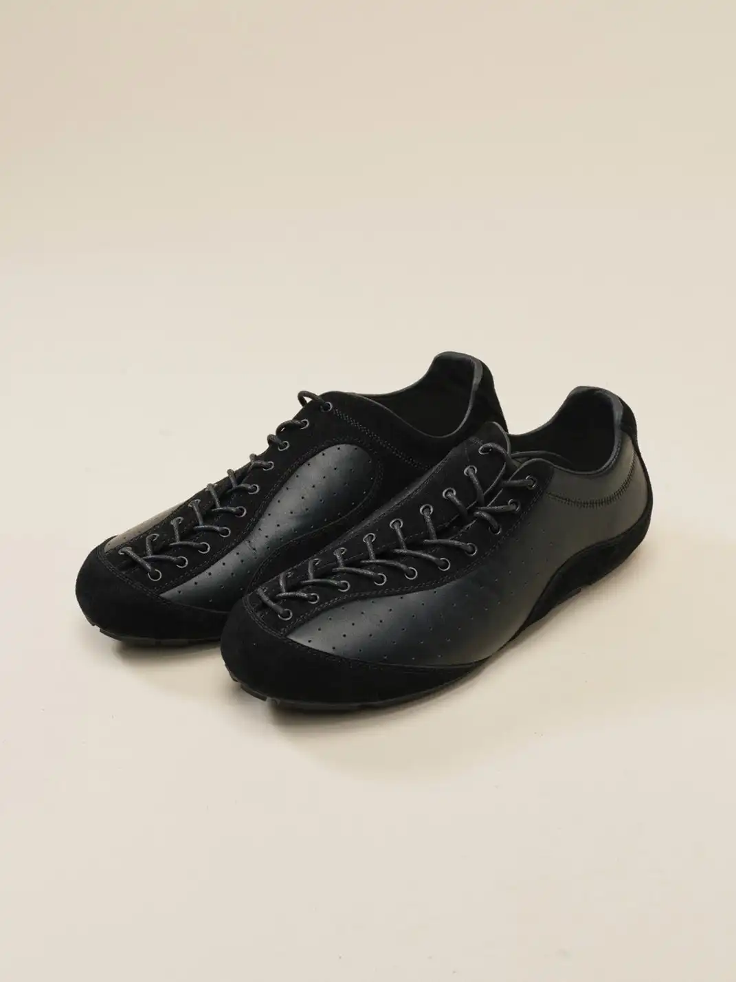 TYPELOOK | Thin Sole German Training Casual Shoes