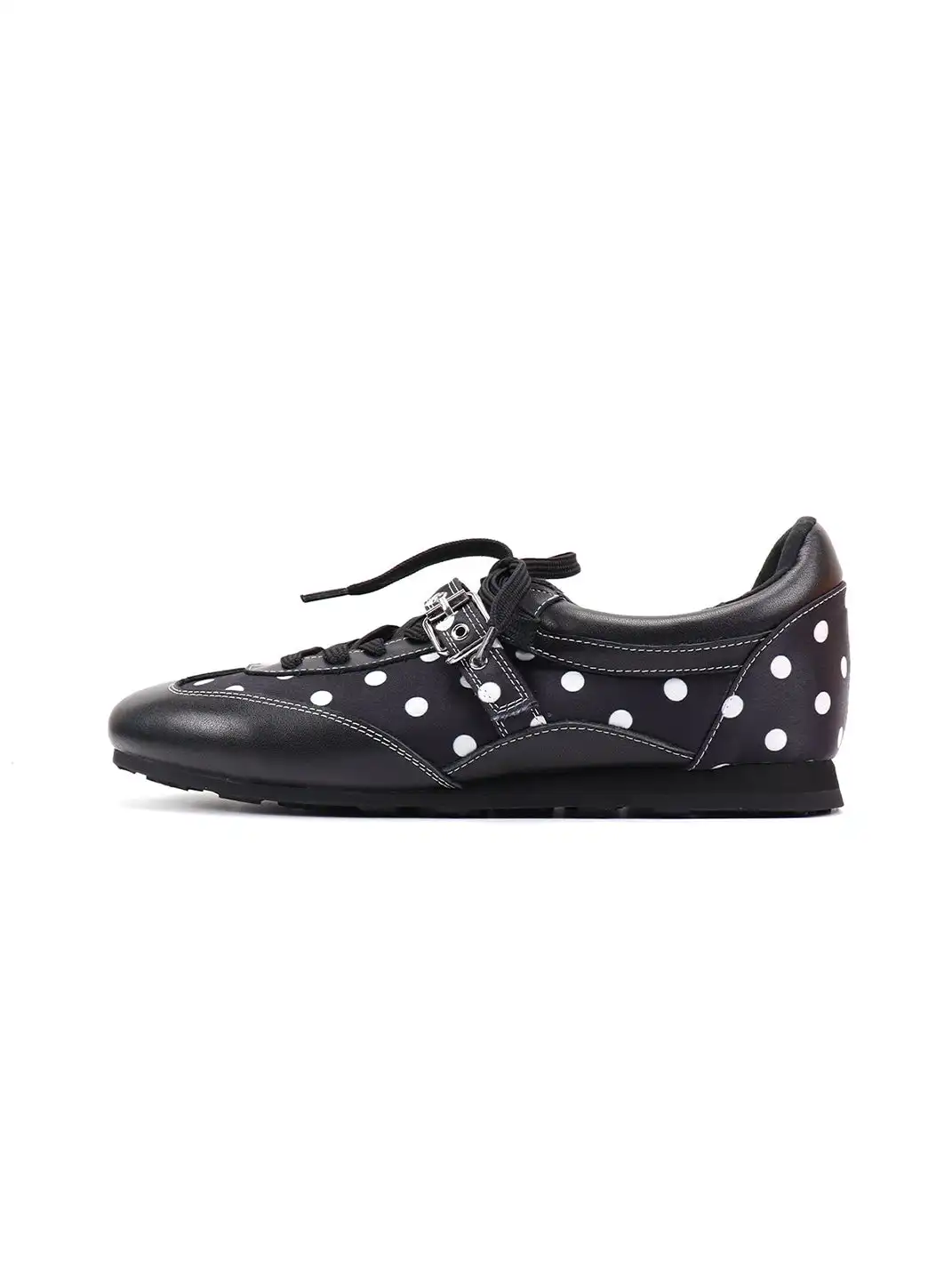 Asthershop | Polka Dot Decor German Trainers