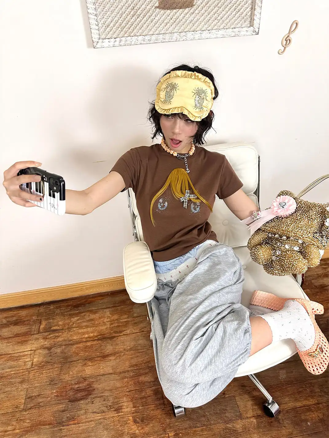 nit alcove | Big Eyes Rhinestone Bangs Wig T-shirt