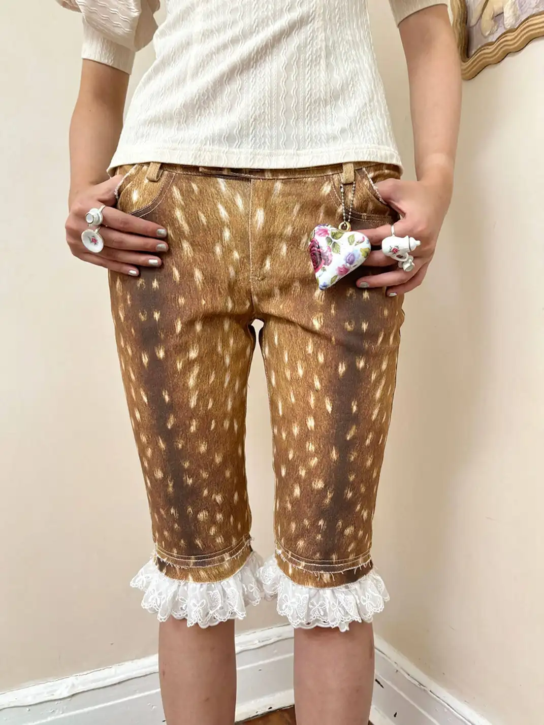 nit alcove | Double-layer Lace Color Contrast Stitching Knee-length Shorts