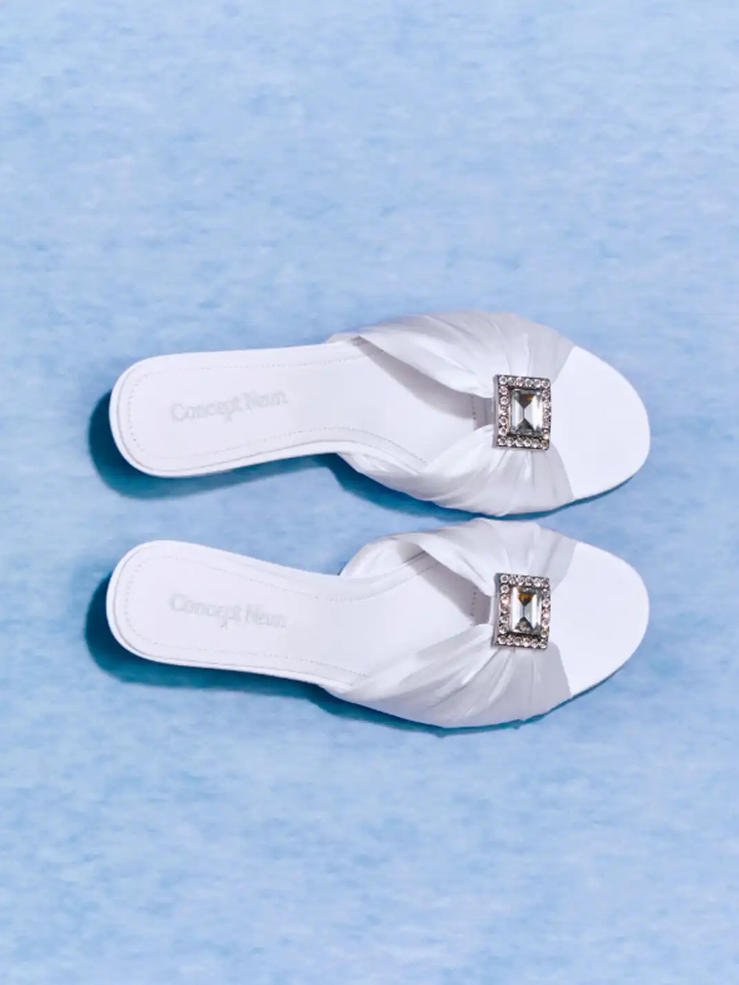 Concept Neun | Square Rhinestone Satin Chunky Heel Round Toe Sandals