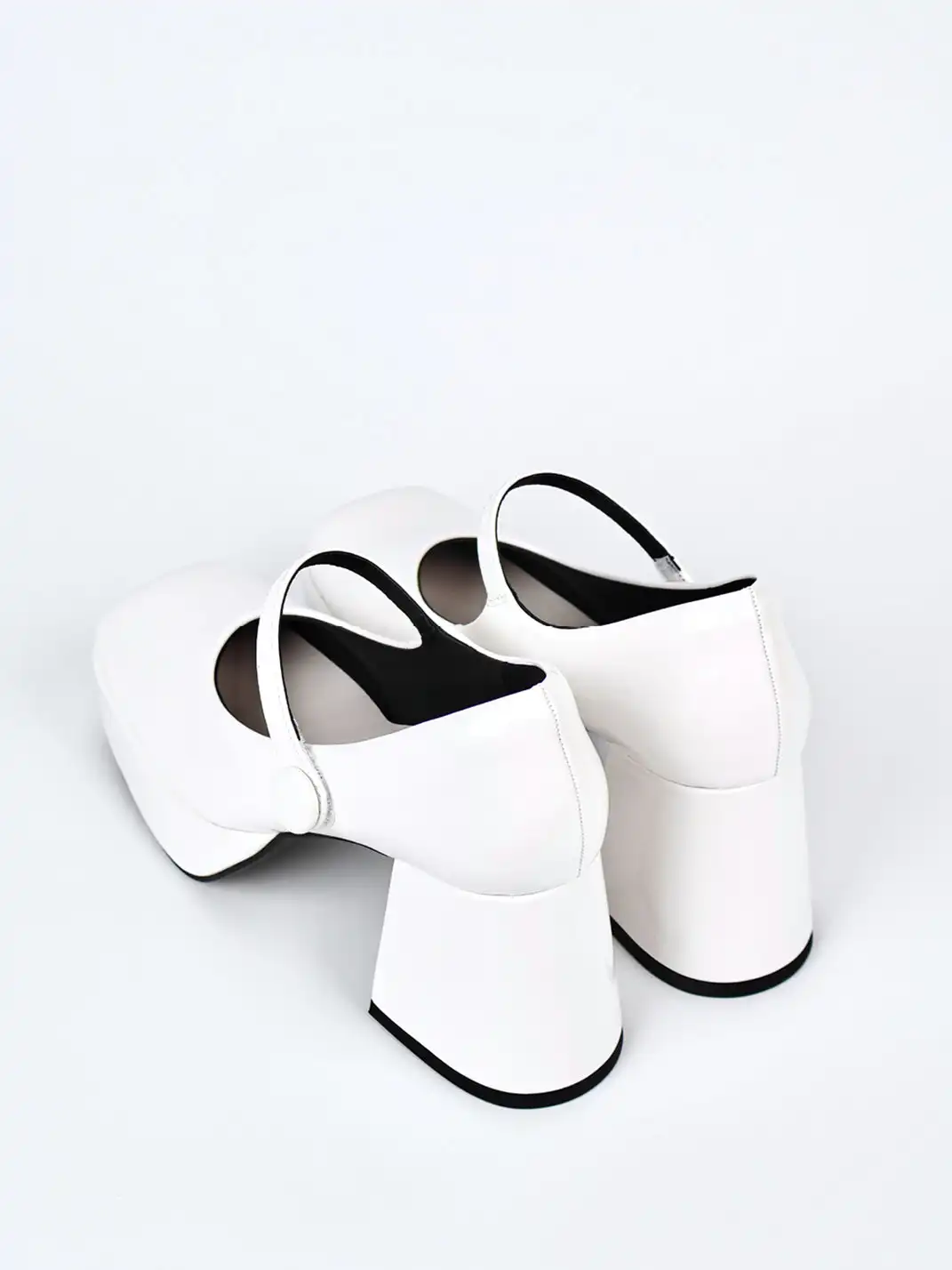 Concept Neun | Block Heel Square Toe Mary Jane Shoes