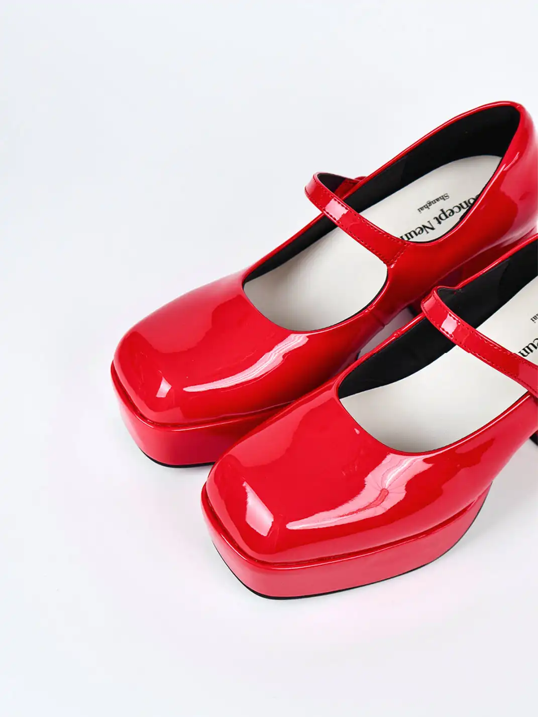 Concept Neun | Block Heel Square Toe Mary Jane Shoes