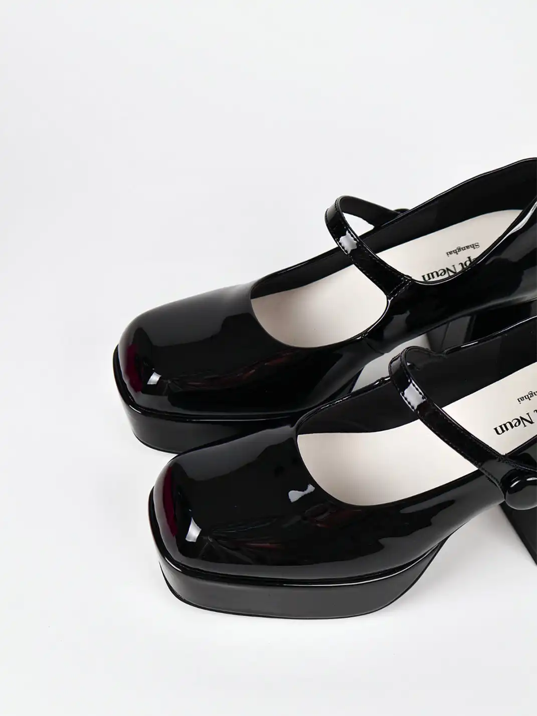 Concept Neun | Block Heel Square Toe Mary Jane Shoes