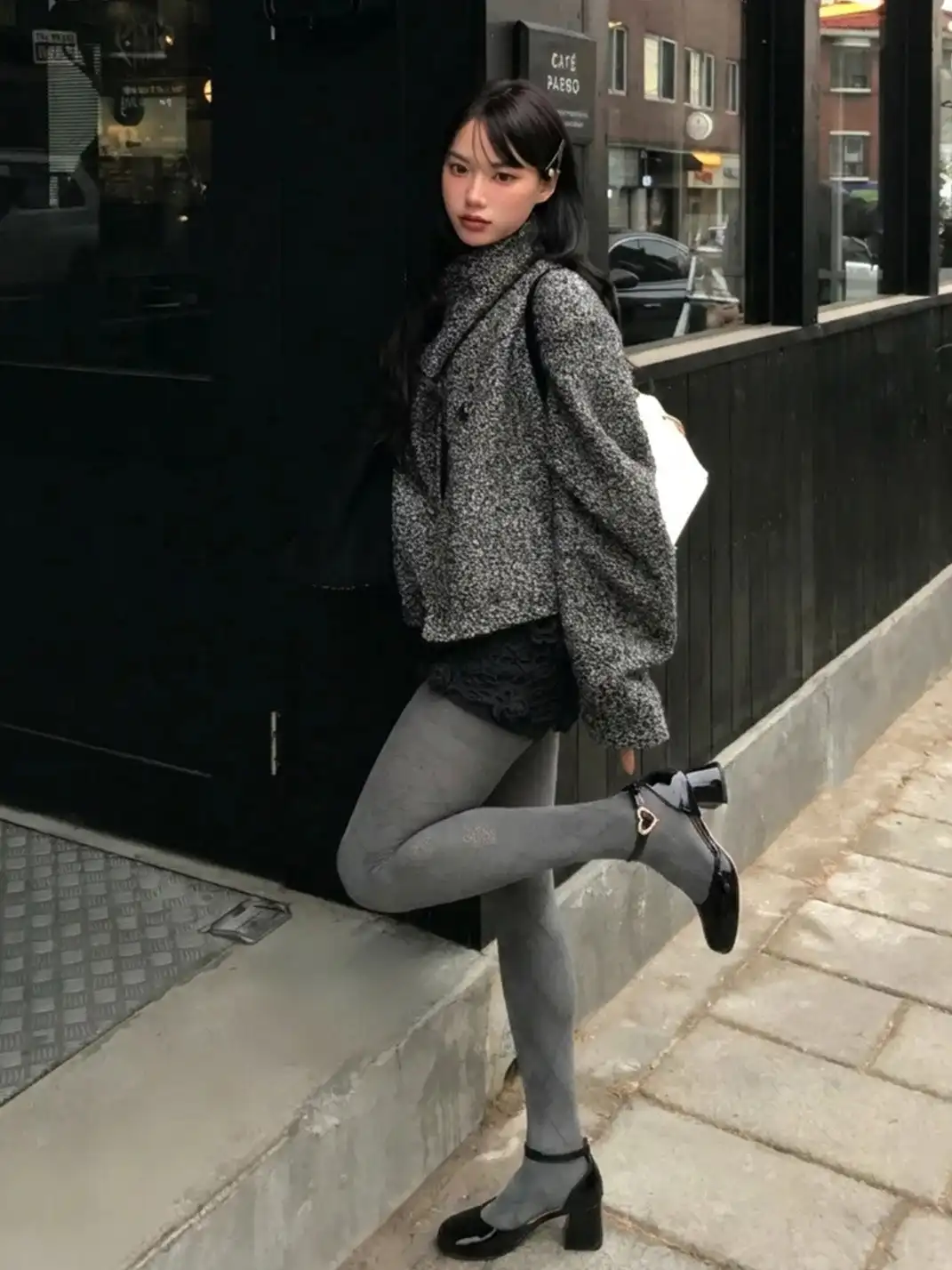 Concept Neun | Thick Block Heel Heart Pattern Mary Jane Shoes