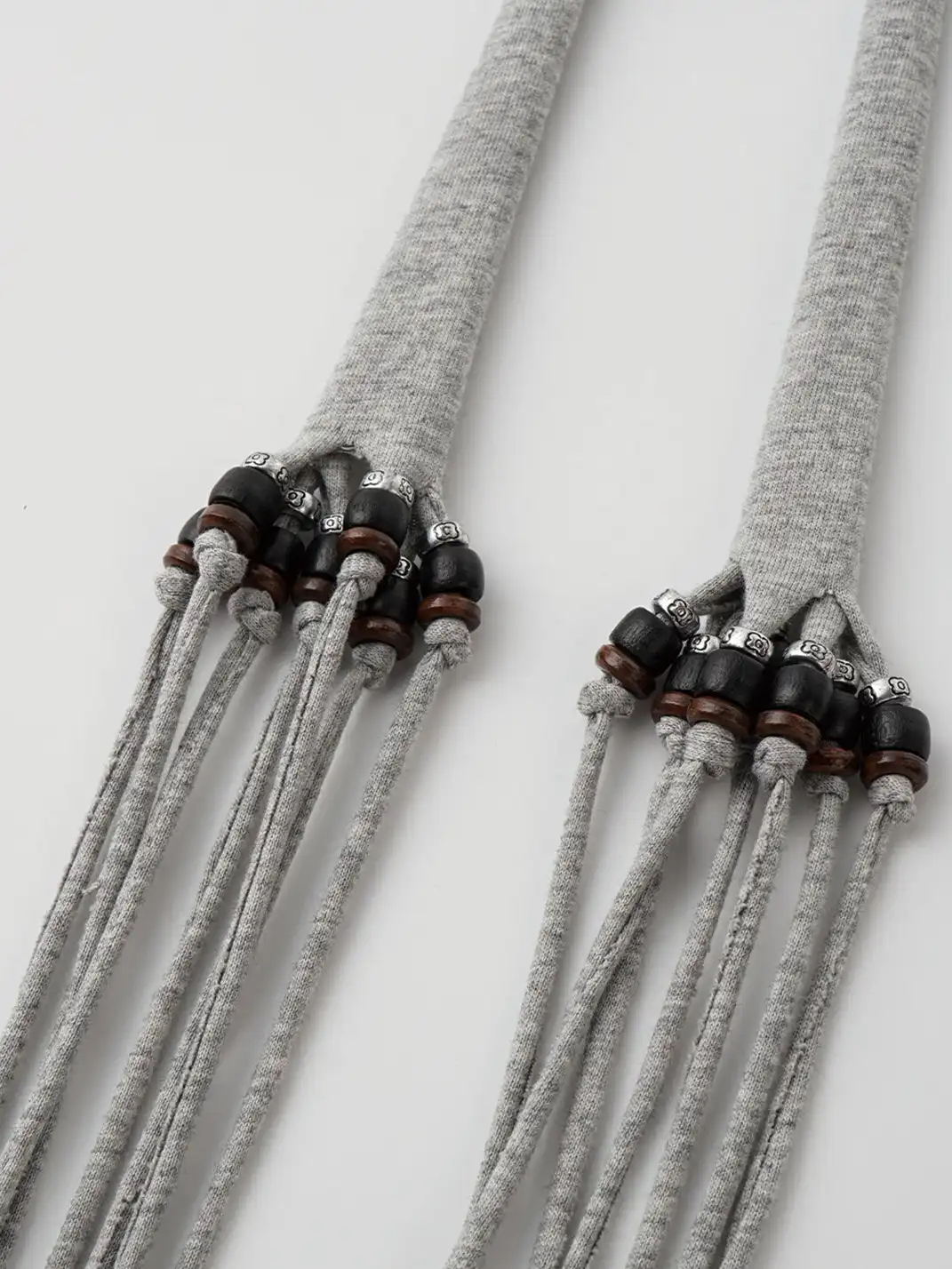 oinimi | Beaded Tassel Scarf