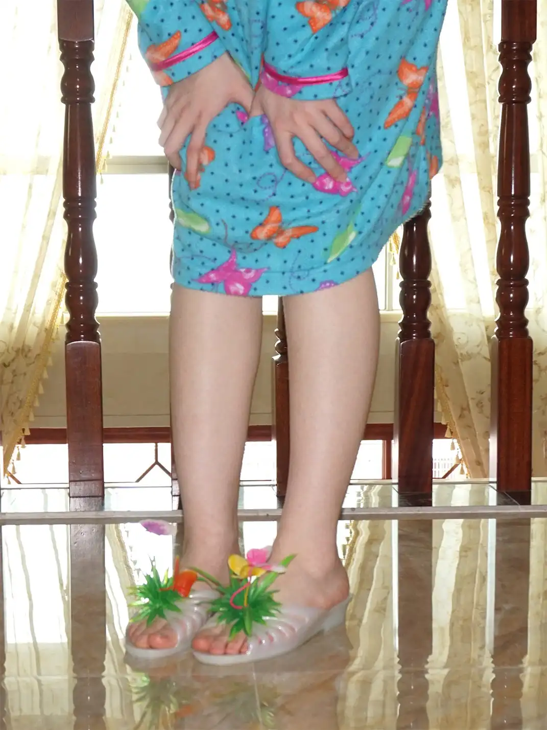 Osw | Iridescent Butterfly Plastic Grass Rubber Slippers
