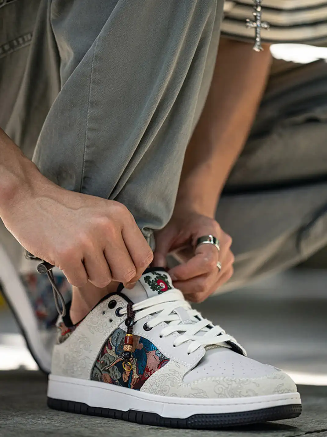 MRA | Painted Embroidered Chinese Style Skate Shoes