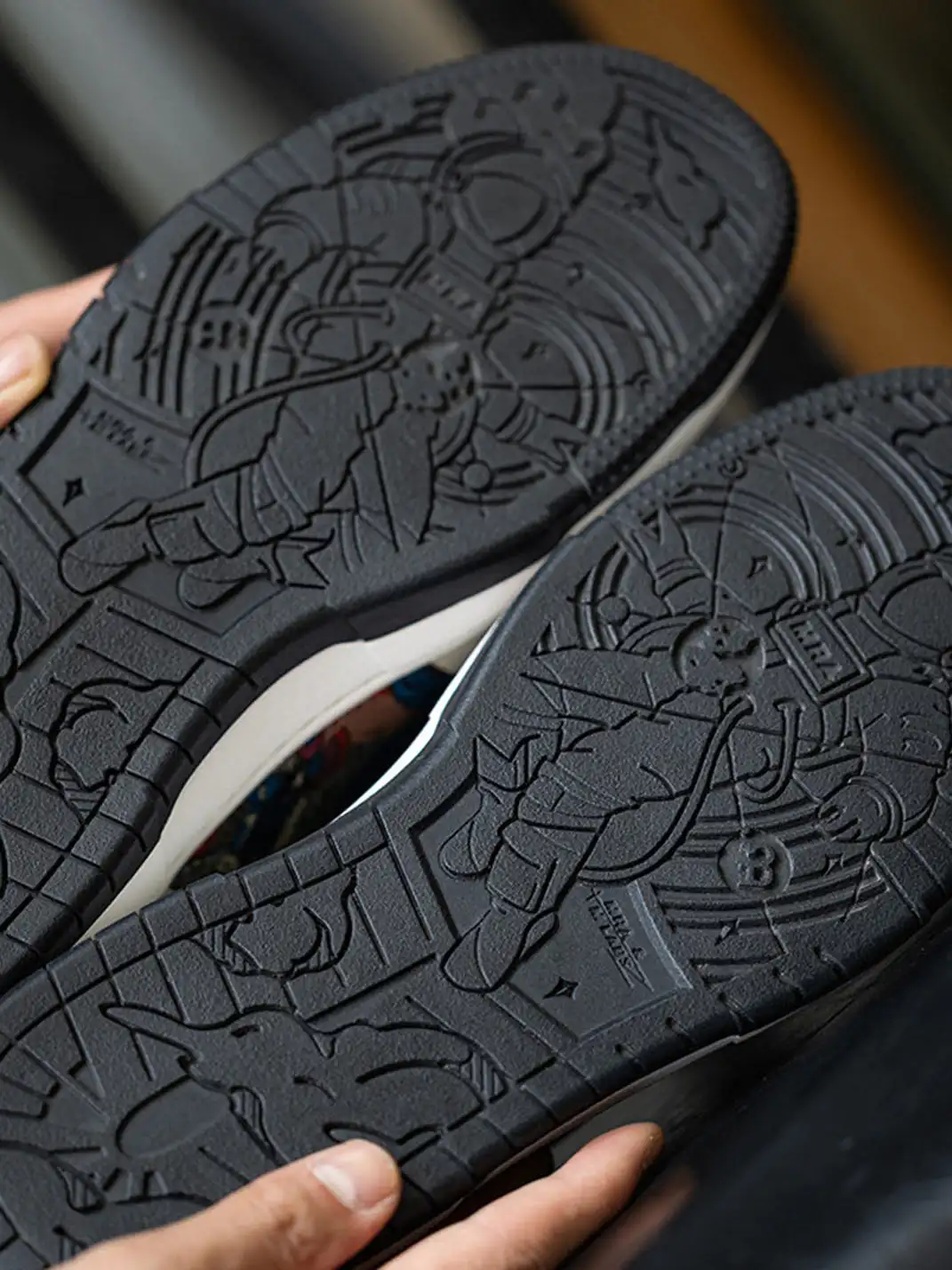 MRA | Painted Embroidered Chinese Style Skate Shoes