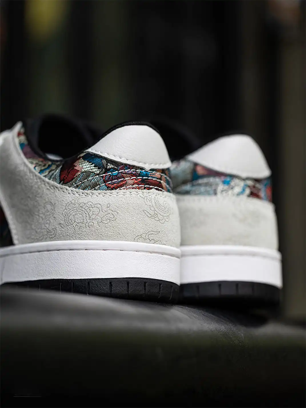 MRA | Painted Embroidered Chinese Style Skate Shoes