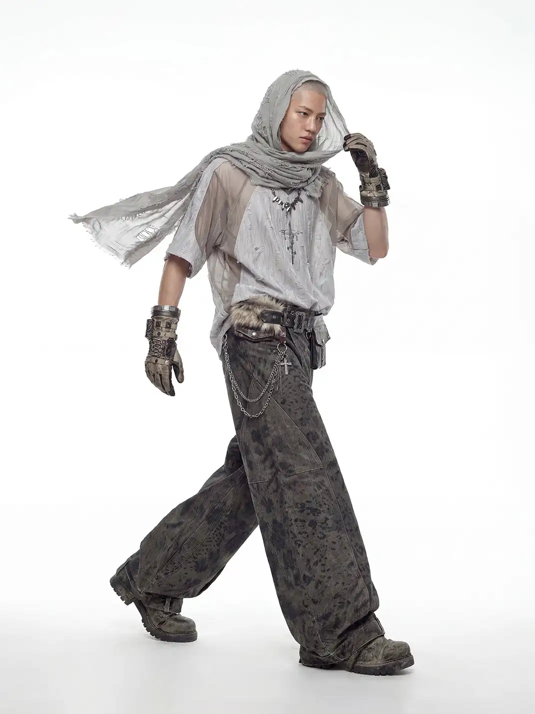 NOMANIAI | Deconstructed Multi-material Spliced Destroyed T-shirt