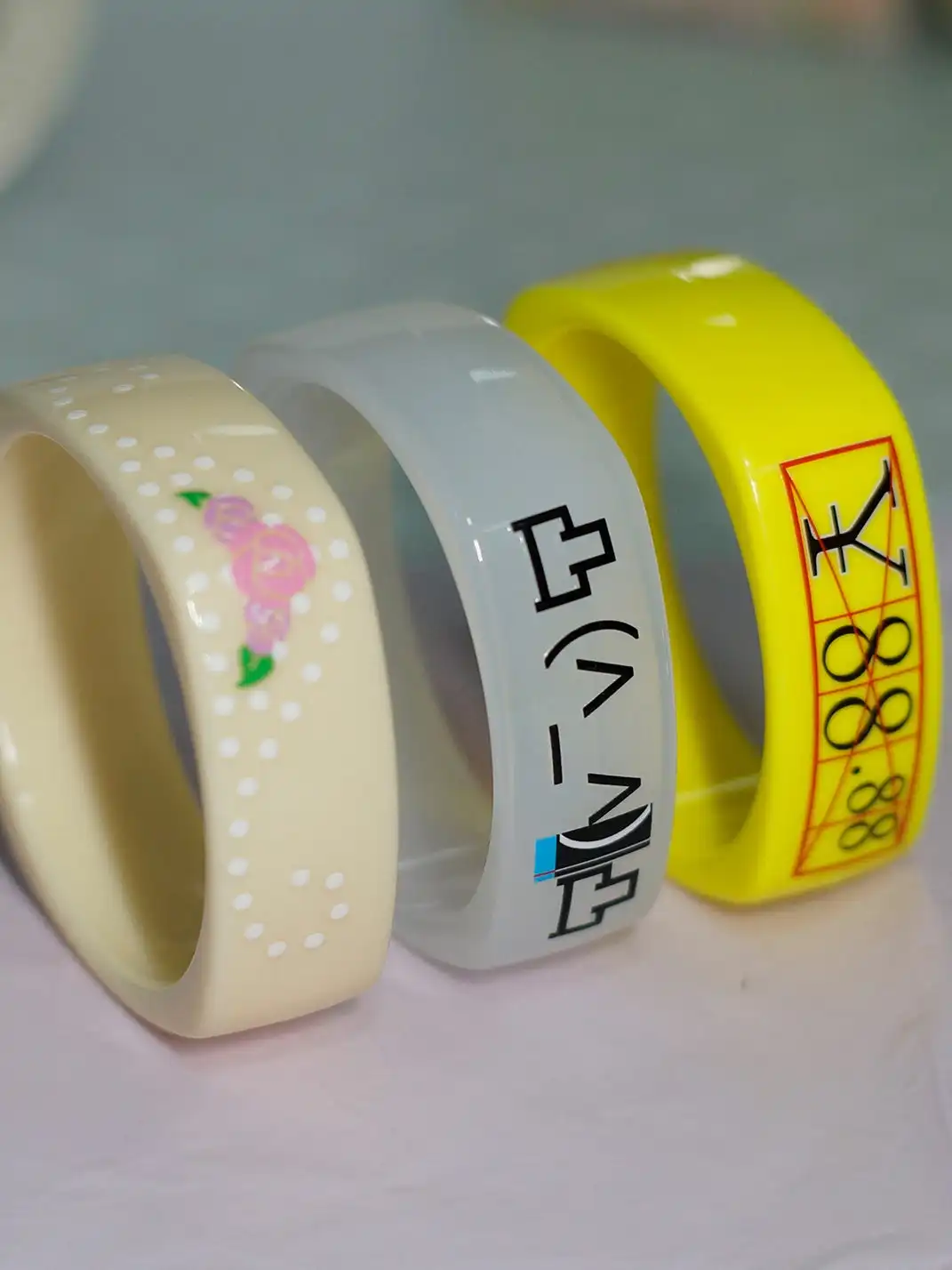 Osw | Resin Polka Dot Pattern Square Bangle