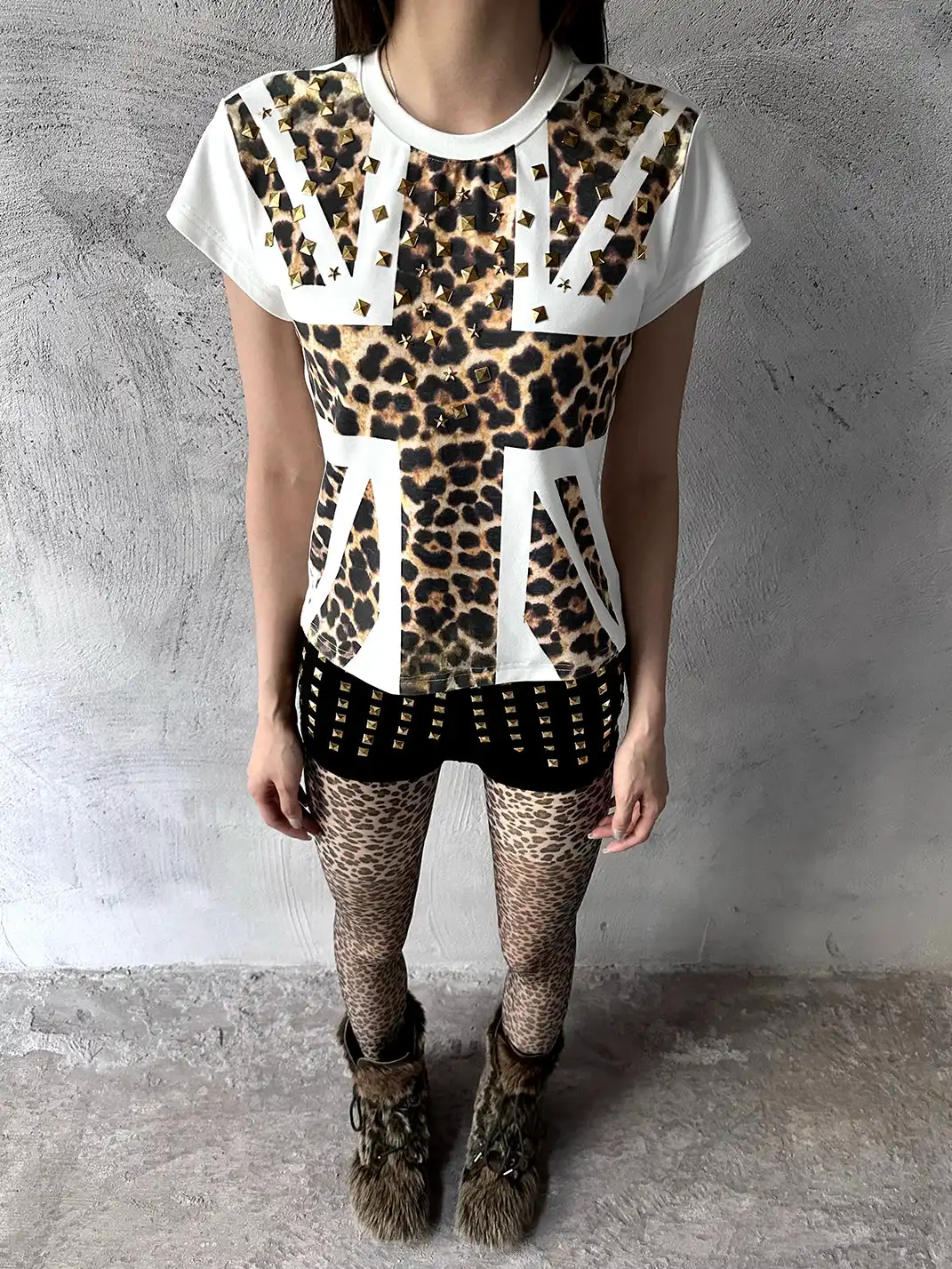 ArtByTastybabe | Rivet Leopard Print Regular Shoulder Short Sleeve