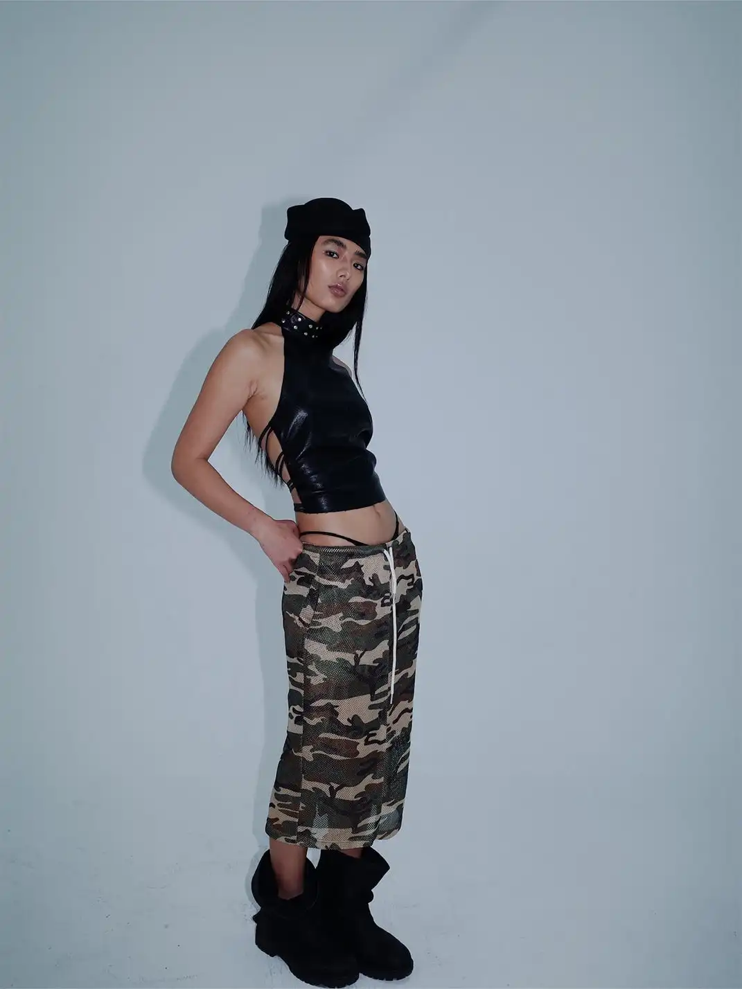KISSKISSKIKI | Rivet Back Tie Sleeveless Top