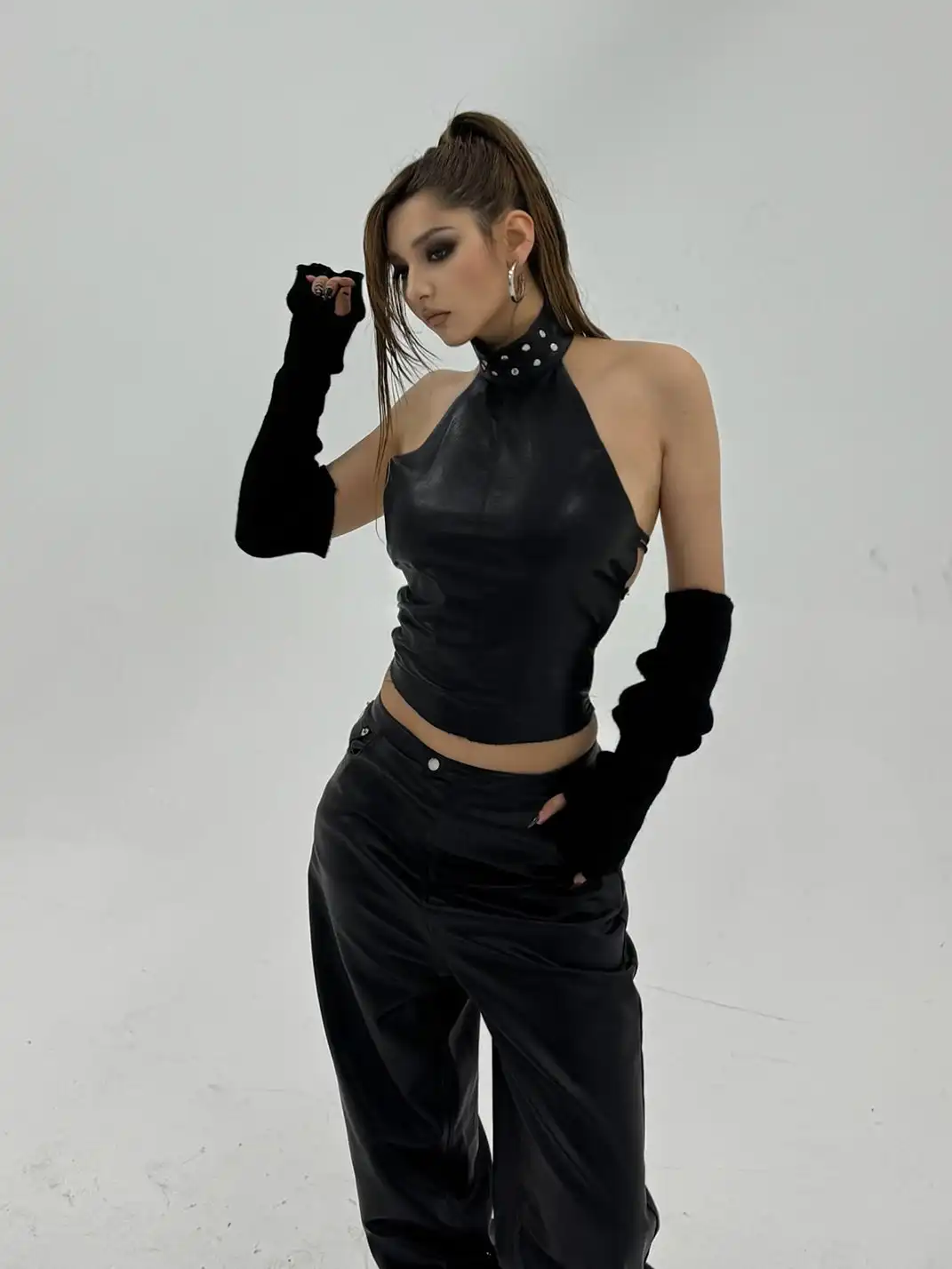 KISSKISSKIKI | Rivet Back Tie Sleeveless Top
