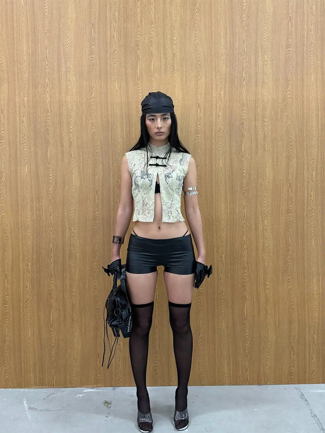 KISSKISSKIKI | Lace Hollow Out Stand Collar Waistcoat Top