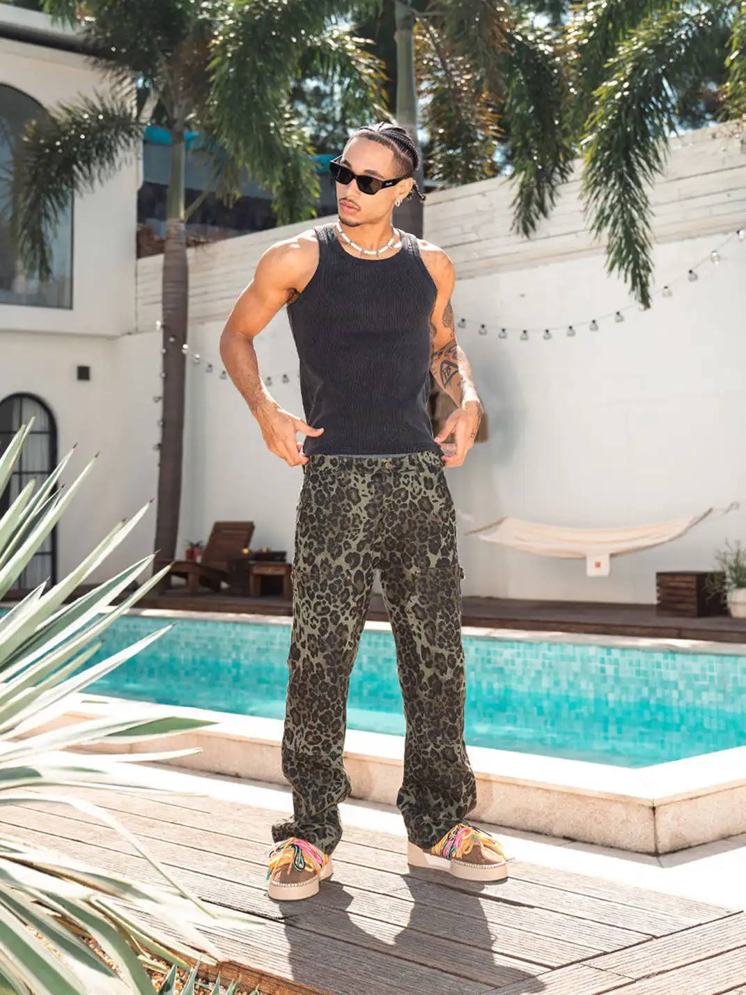 SOFRSH | Leopard Camouflage Casual Pants