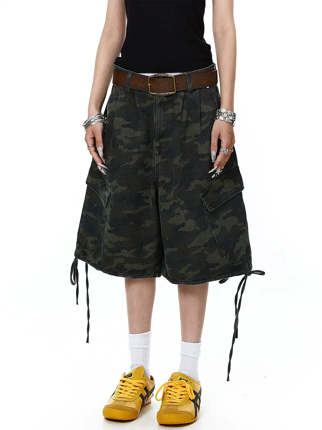 BLACKLISTS | Drawstring Multi-pocket Letter Camouflage Shorts