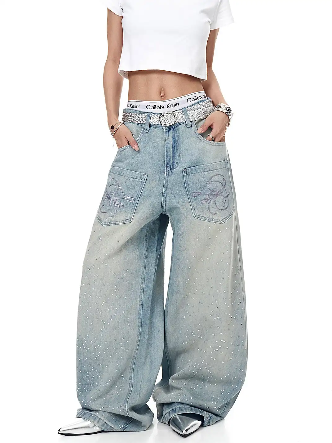 BLACKLISTS | Retro Rhinestone Star Straight Jeans